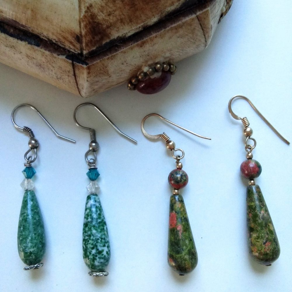 2 pairs of Semi Precious Gemstone Earrings